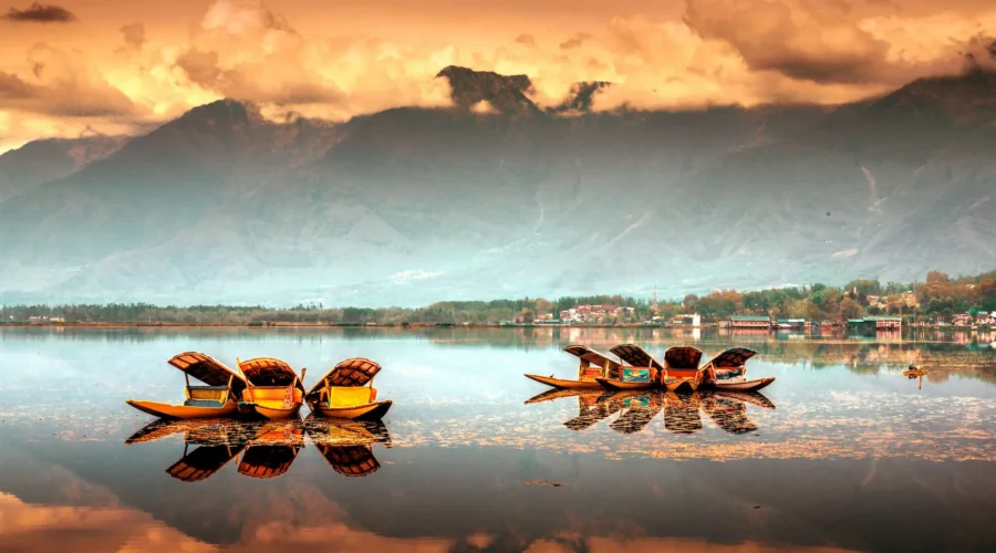 Srinagar Dal Lake