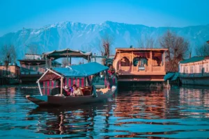 Srinagar - Places to visit in Kashmir
